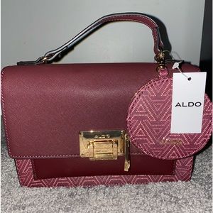 BRAND NEW!! BRAND NEW!! Aldo purse, complete with a convenient coin pouch.